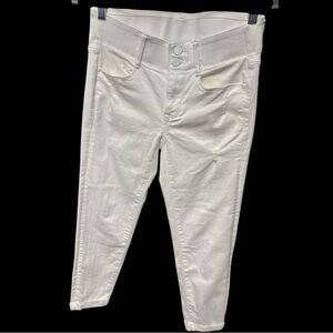 Apt. 9 Size 4 Crisp White Ankle Jeans